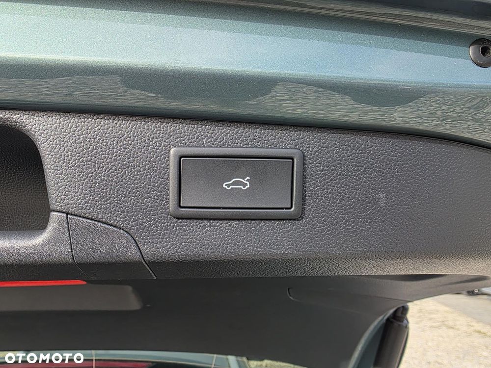 Volkswagen Passat 2.0 TDI SCR Business DSG - 17