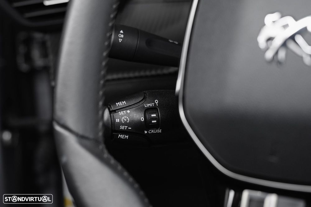 Peugeot 2008 1.2 PureTech Active - 10