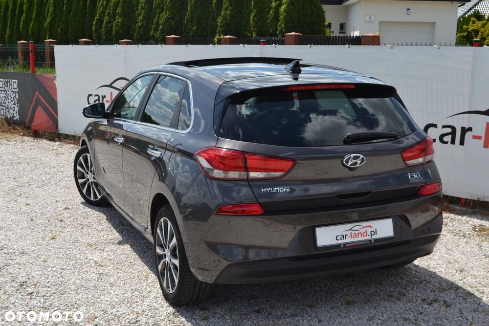 Hyundai i30 1.4 T-GDI DCT Premium - 10