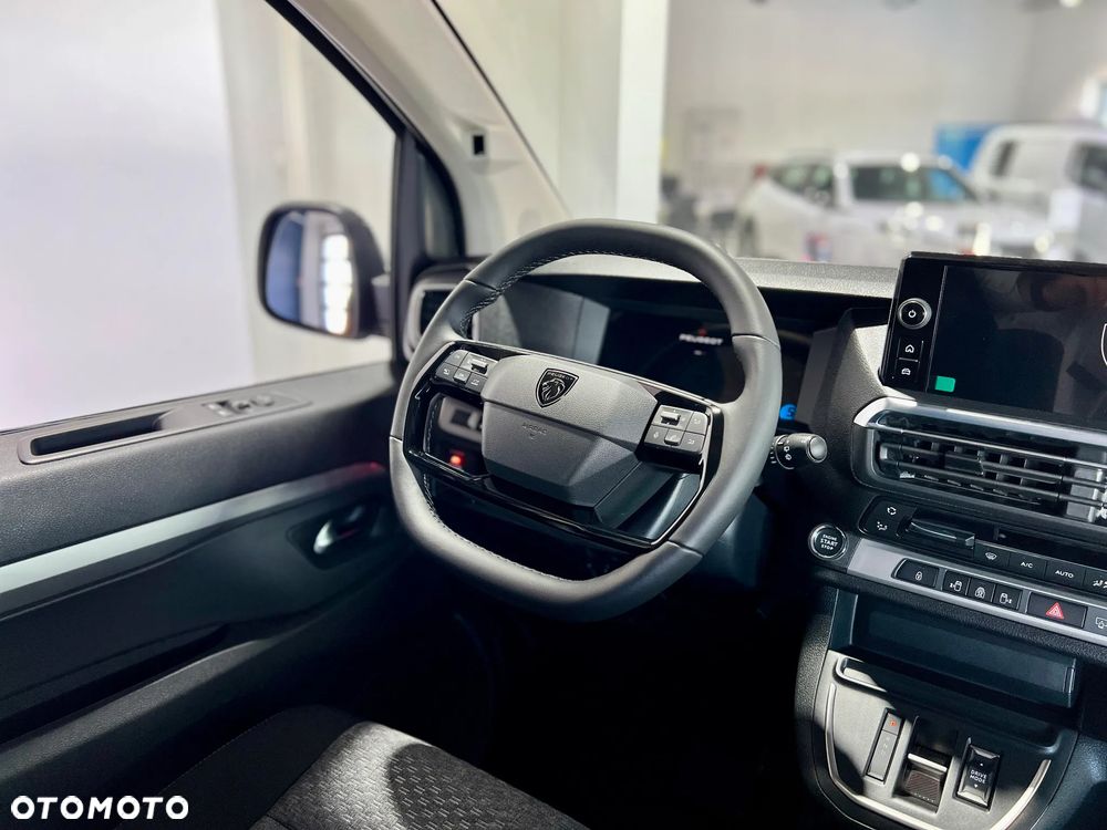 Peugeot Traveller 2.2 BlueHDi Long Business EAT8 - 13
