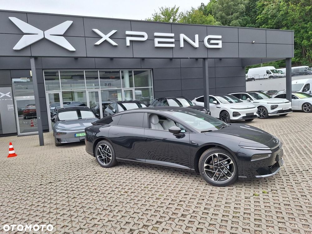 XPeng P7