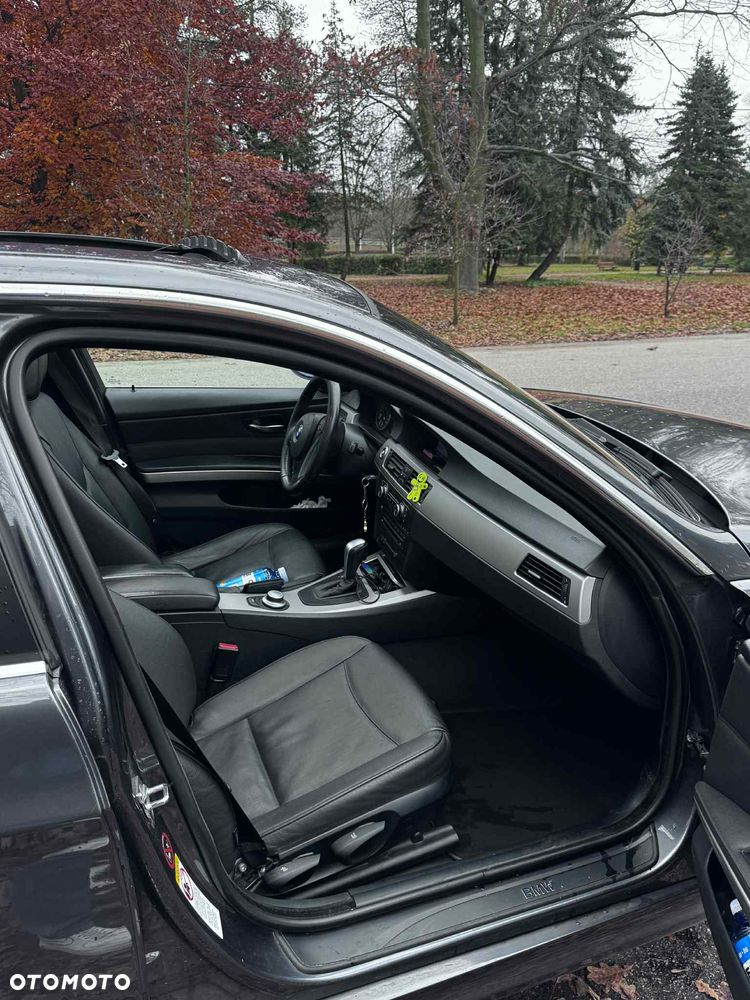 BMW Seria 3 325d DPF - 5