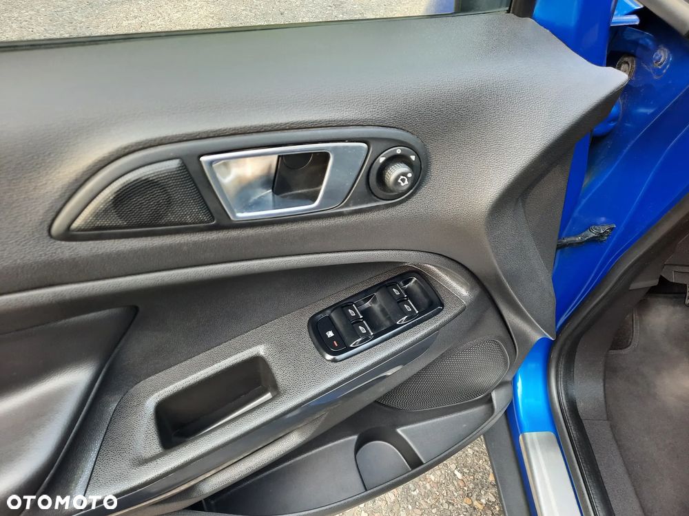 Ford EcoSport 1.0 EcoBoost TITANIUM - 24