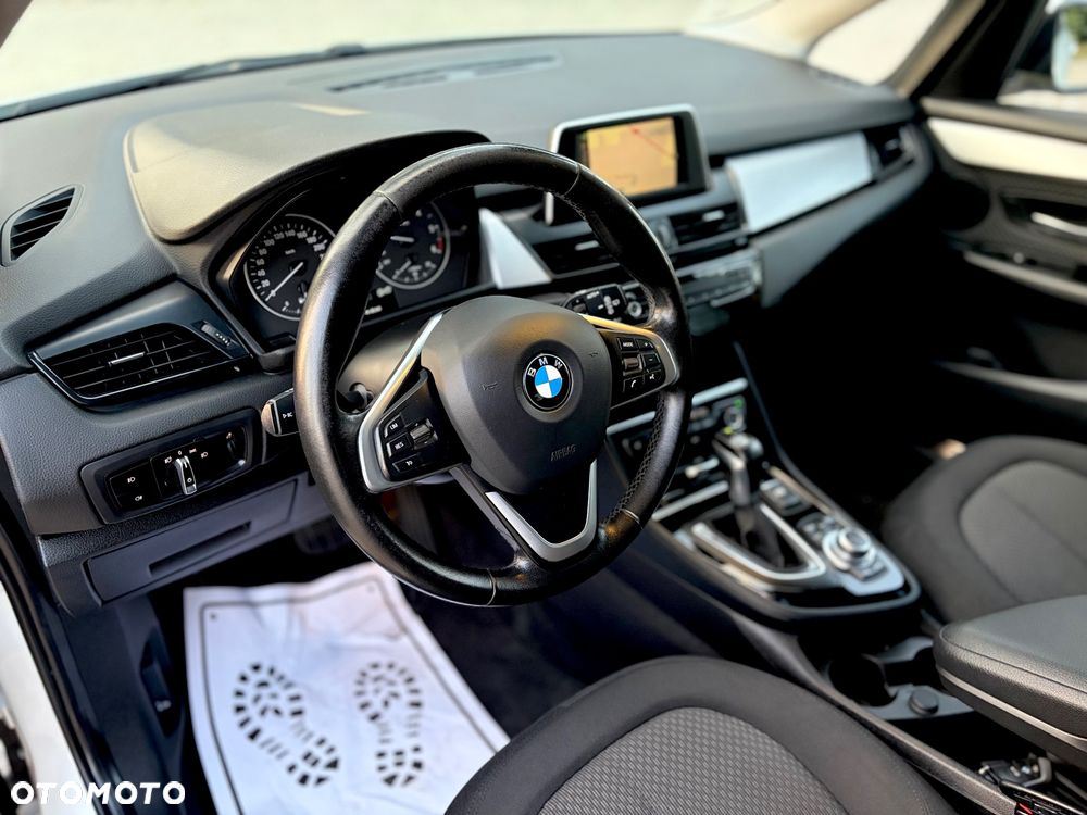 BMW Seria 2 218d Sport-Aut Advantage - 5