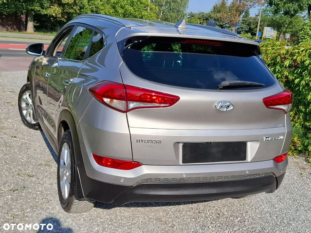 Hyundai Tucson 1.7 CRDI BlueDrive Comfort 2WD DCT - 9