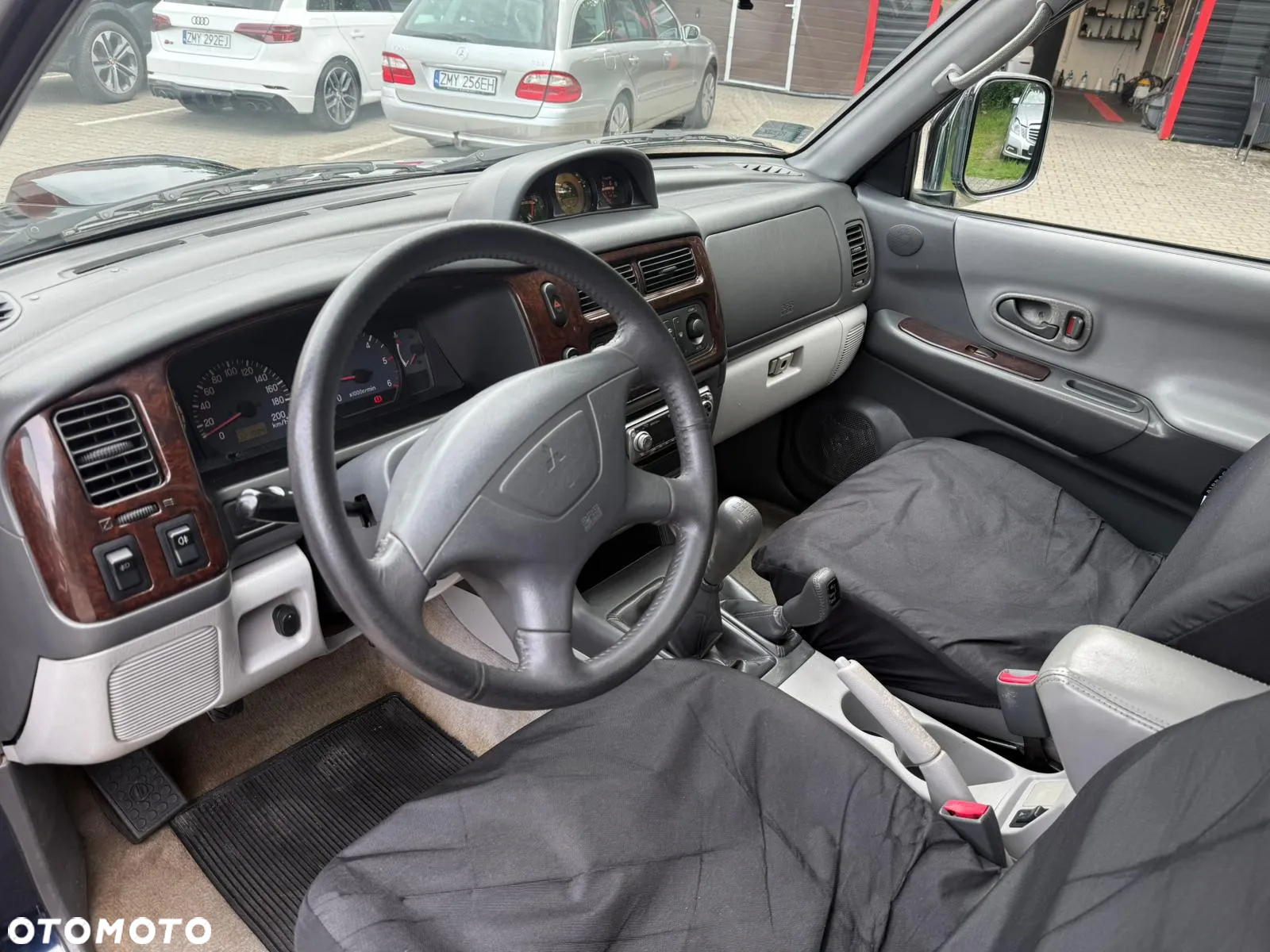 Mitsubishi Pajero 2.5 TD Classic - 6