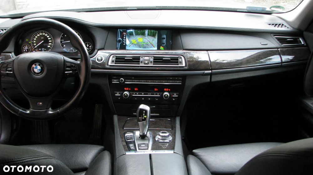 BMW Seria 7 740d xDrive - 7