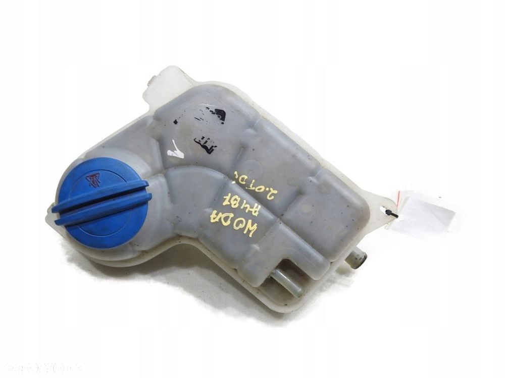 ZBIORNICZEK WYRÓWNAWCZY AUDI A4 B7 2.0 TDI - 1