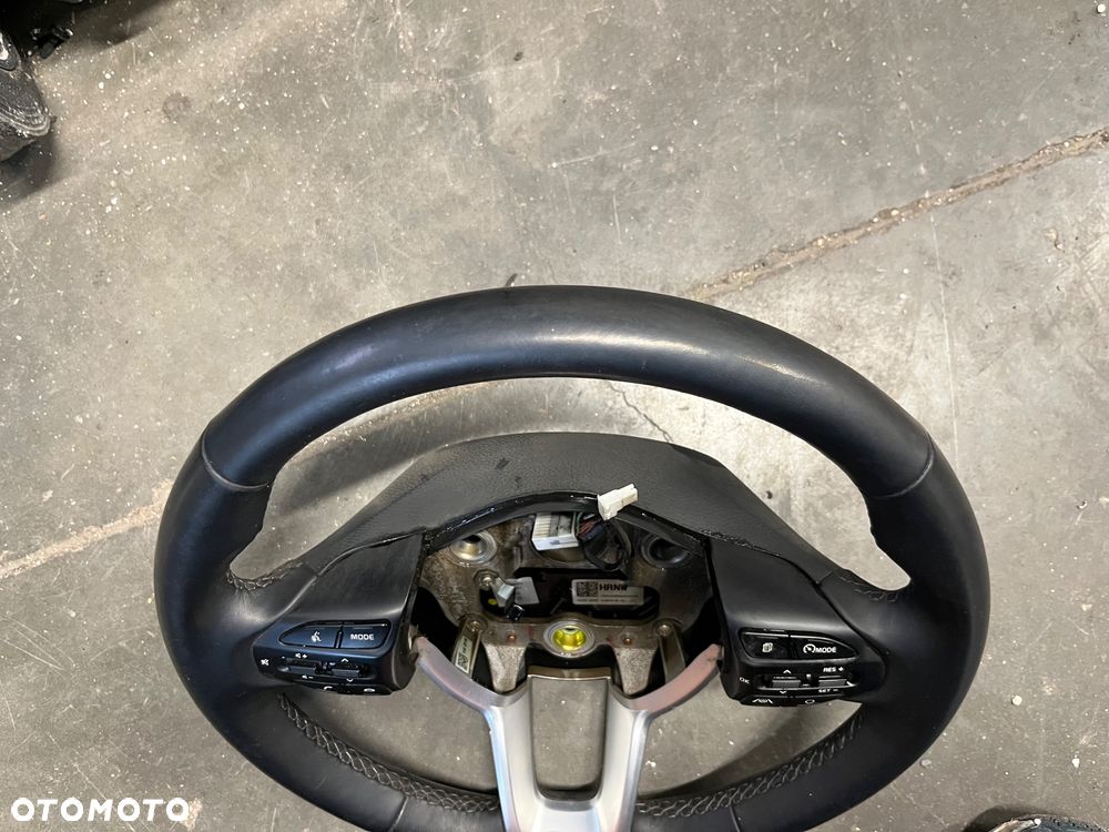 Kierownica skórzana Kia Stonic LIFT - 2