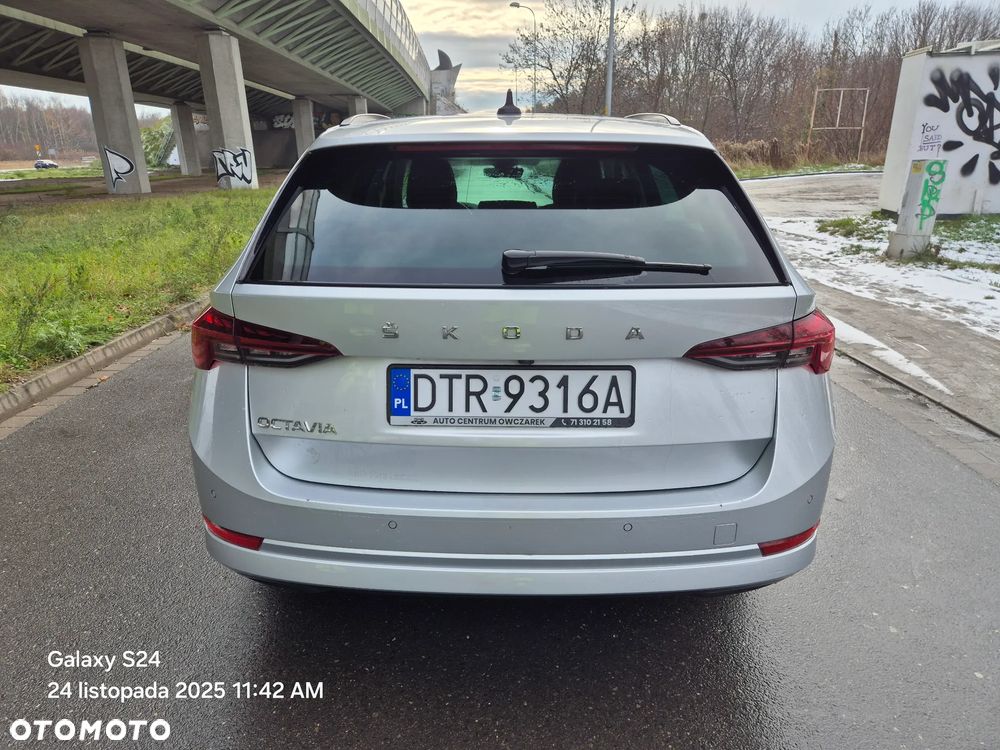 Skoda Octavia 2.0 TDI Ambition - 6