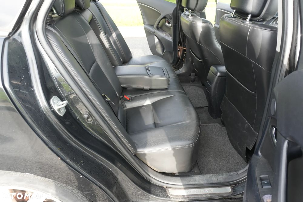 Toyota Avensis 2.0 Prestige MS - 15