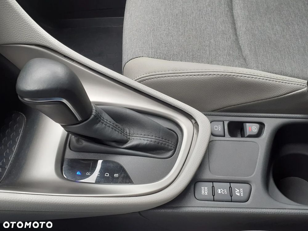Toyota Yaris Hybrid 1.5 Executive - 21
