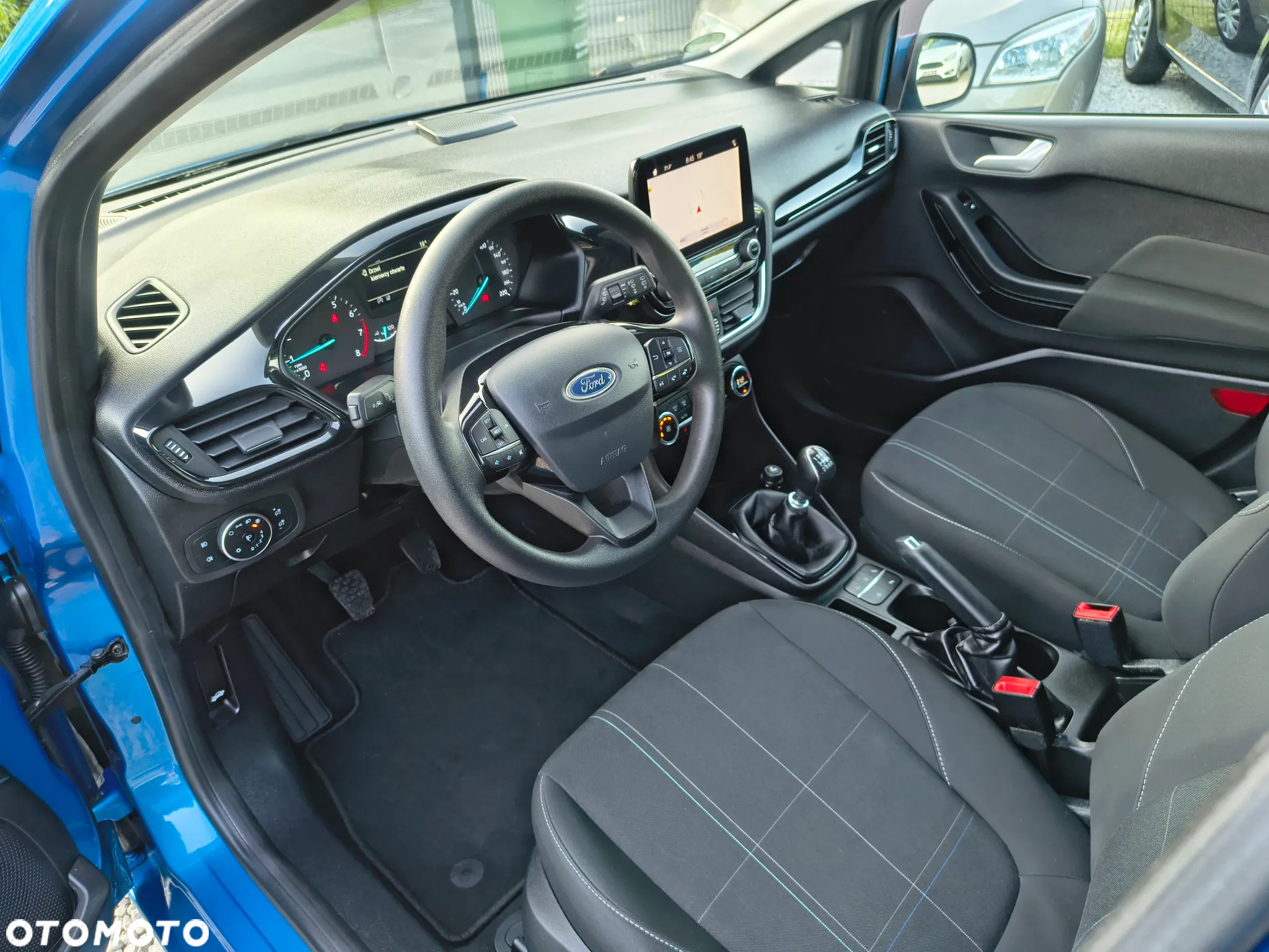 Ford Fiesta 1.0 EcoBoost S&S TITANIUM - 17
