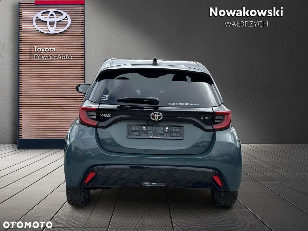 Toyota Yaris Hybrid 1.5 Executive - 9