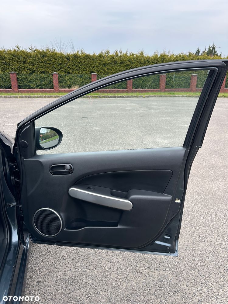 Mazda 2 1.5 Dynamic - 23