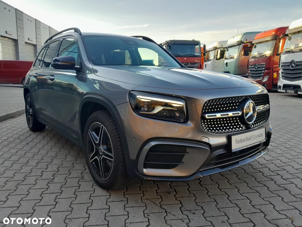 Mercedes-Benz GLB 200 AMG Line 7G-DCT - 9