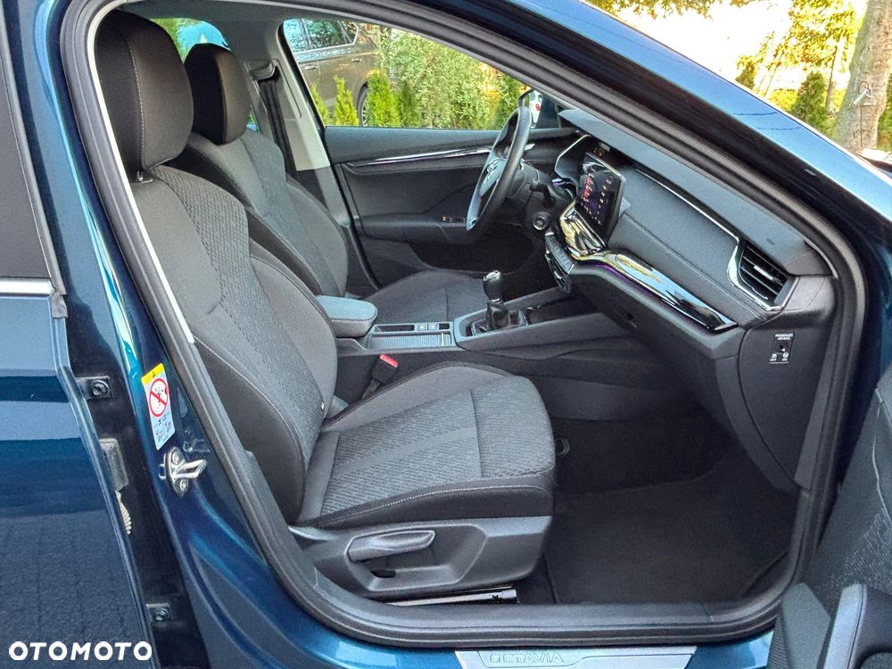 Skoda Octavia 1.5 TSI Style - 37