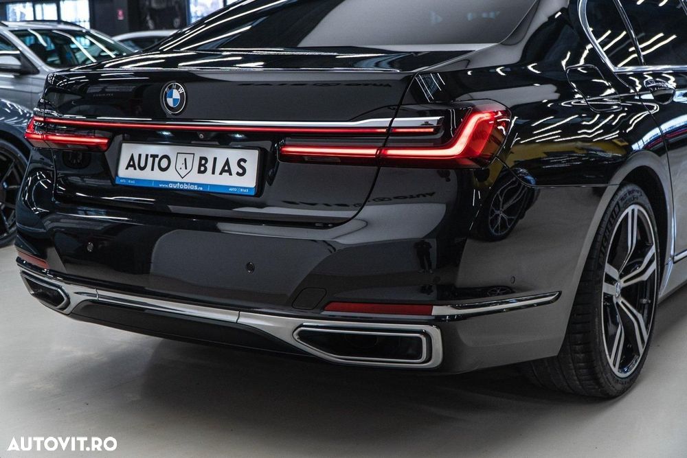 BMW Seria 7 730Ld xDrive - 14