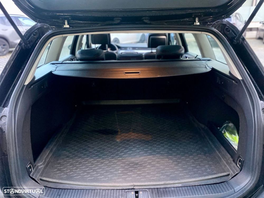 VW Passat Variant 2.0 TDi DSG (BlueMotion ) Comfortline - 33