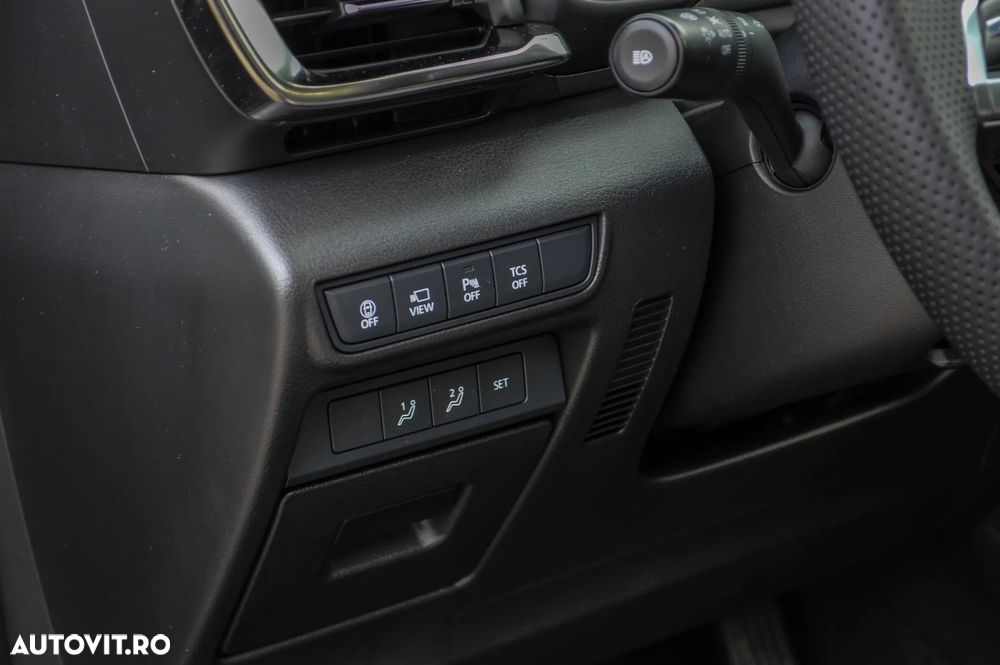 Mazda MX-30 e-SKYACTIV EXCLUSIVE-LINE - 32