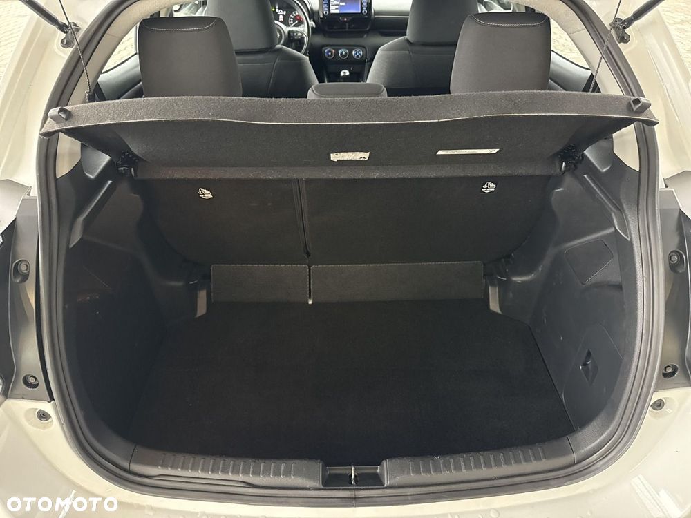 Toyota Yaris 1.0 Comfort - 11