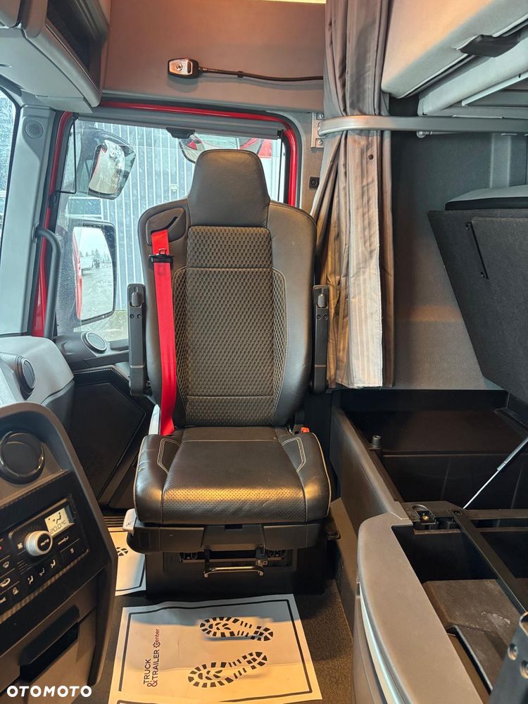 Renault T 520 6X2 HIGH EURO 6 - 12