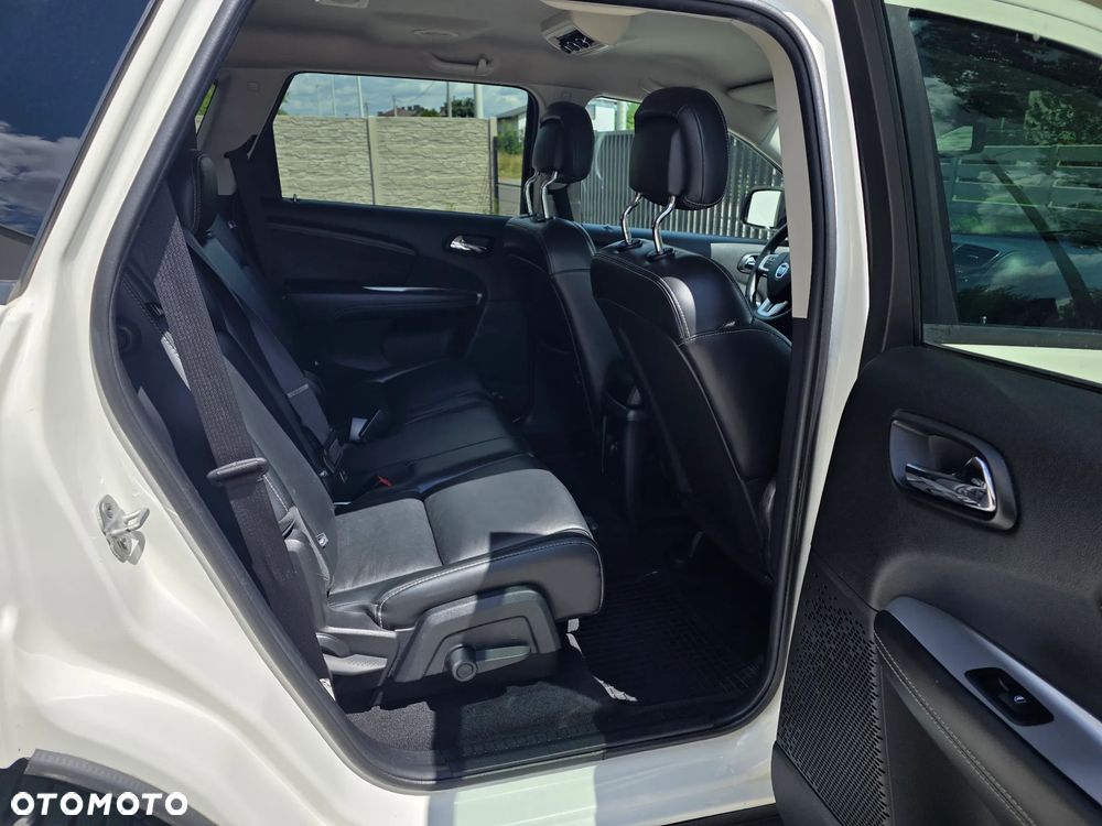 Fiat Freemont 2.0 Multijet 16V DPF Automatik Allrad Lounge - 11
