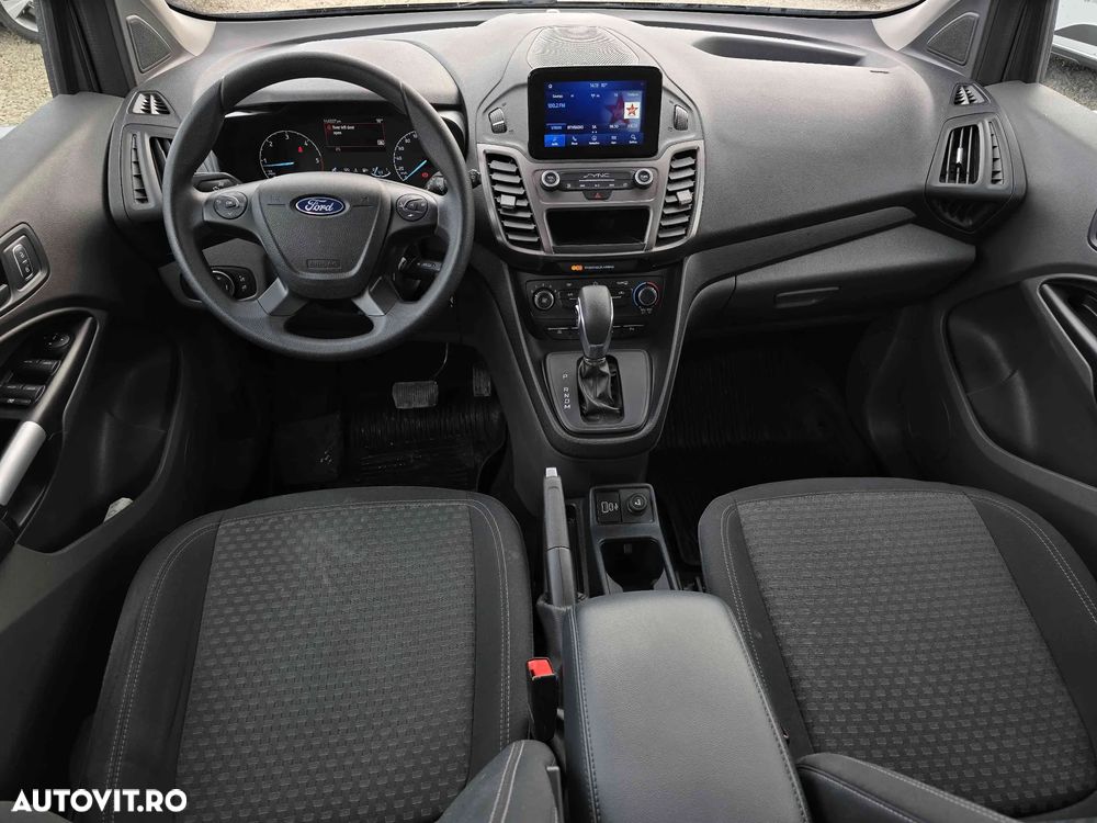 Ford Transit Connect - 10
