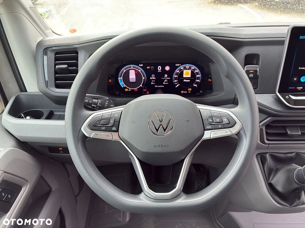Volkswagen Crafter 35 Furgon L4H3, 2.0 TDI 140 KM, Wysoki dach, r. o. 4490mm - 19
