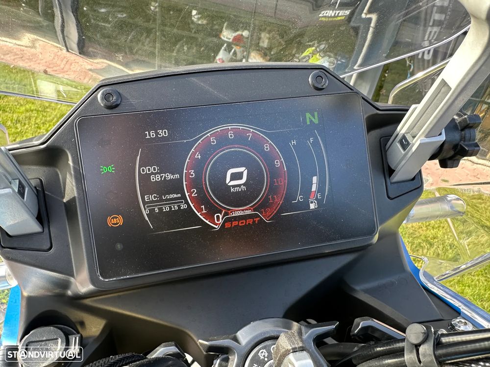 CF Moto 650MT punhos aqu, farois aux, malas - 2