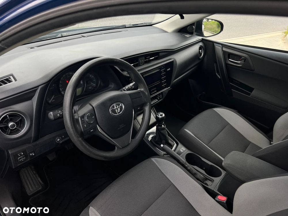 Toyota Auris 1.33 VVT-i Comfort - 17