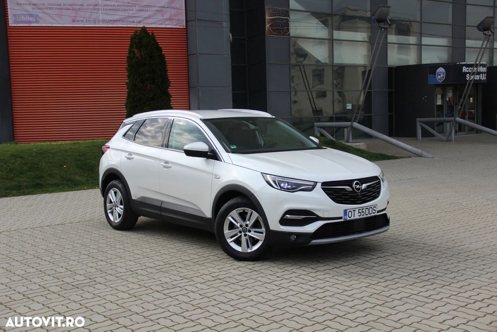 Opel Grandland X 1.2 Turbo START/STOP Elegance - 2