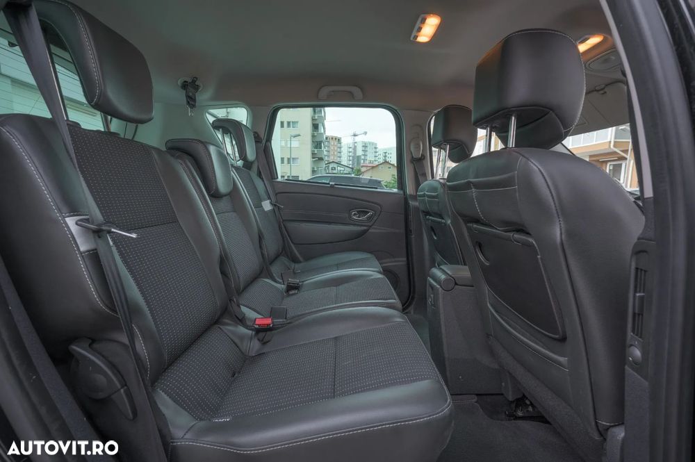 Renault Scenic - 9
