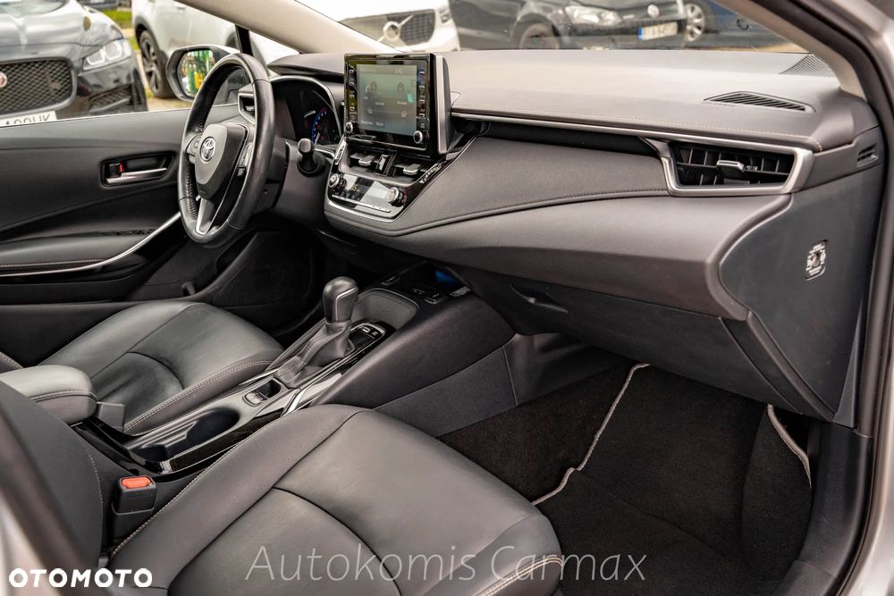 Toyota Corolla 1.8 Hybrid Executive - 16