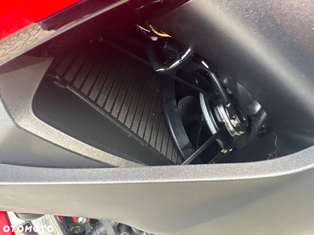 Honda CBR - 29