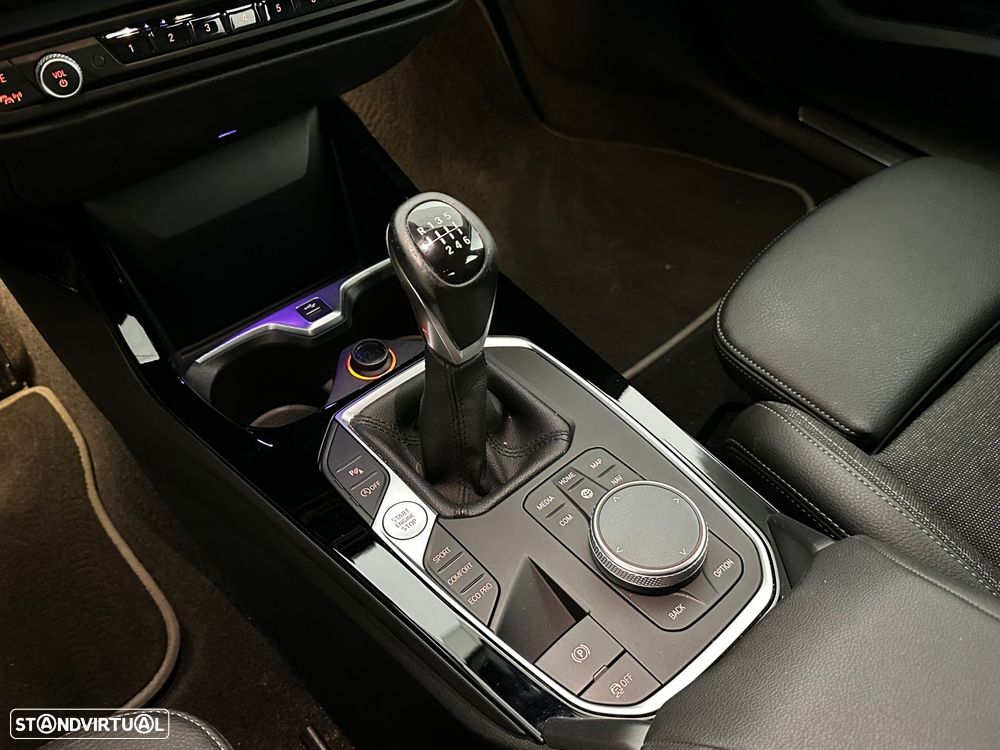 BMW 218 Gran Coupé - 26