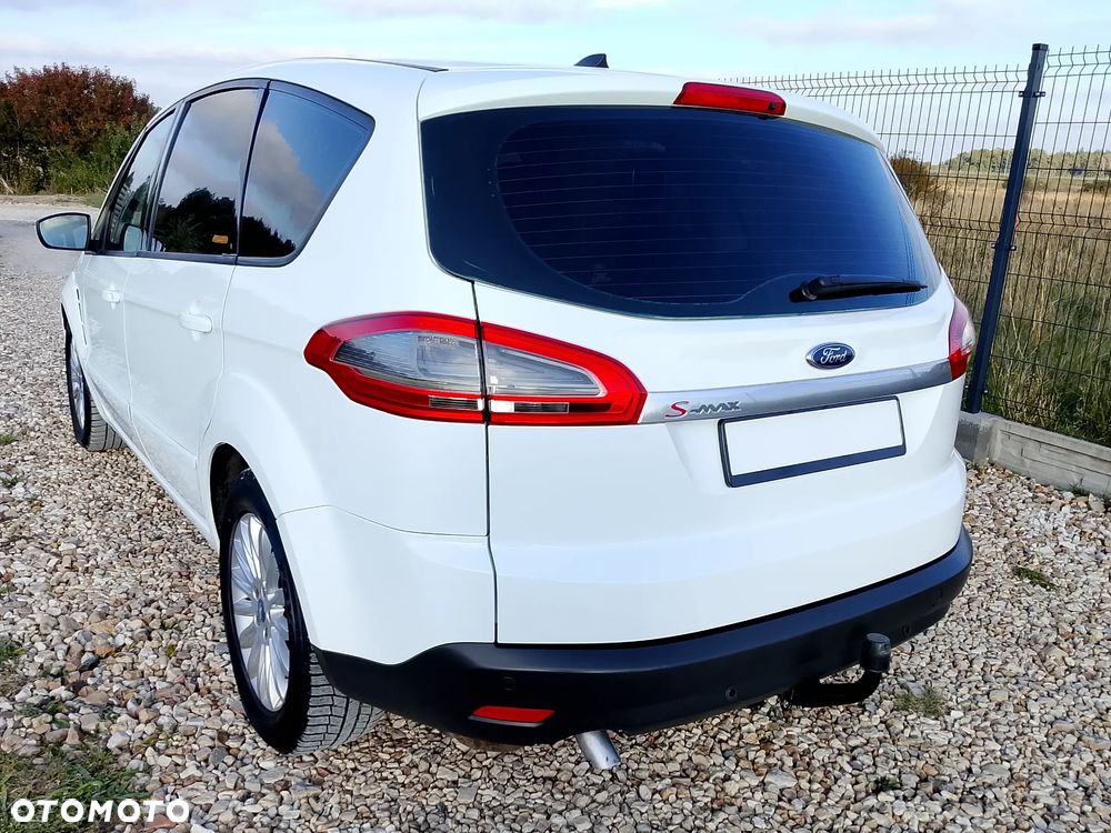 Ford S-Max - 10