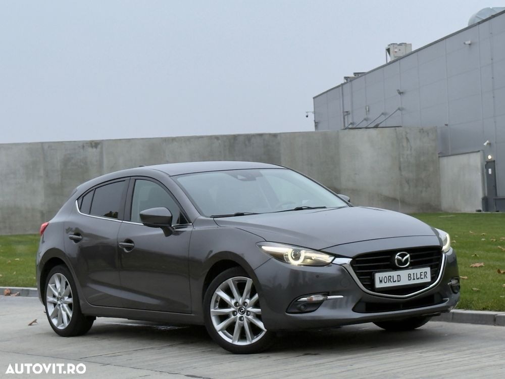 Mazda 3 G120 Revolution - 1