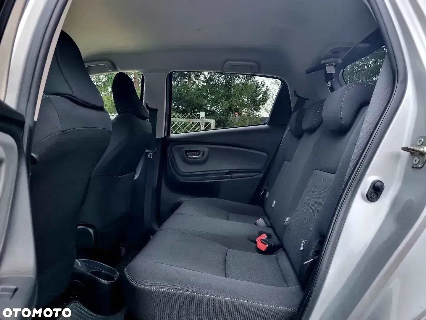 Toyota Yaris - 12