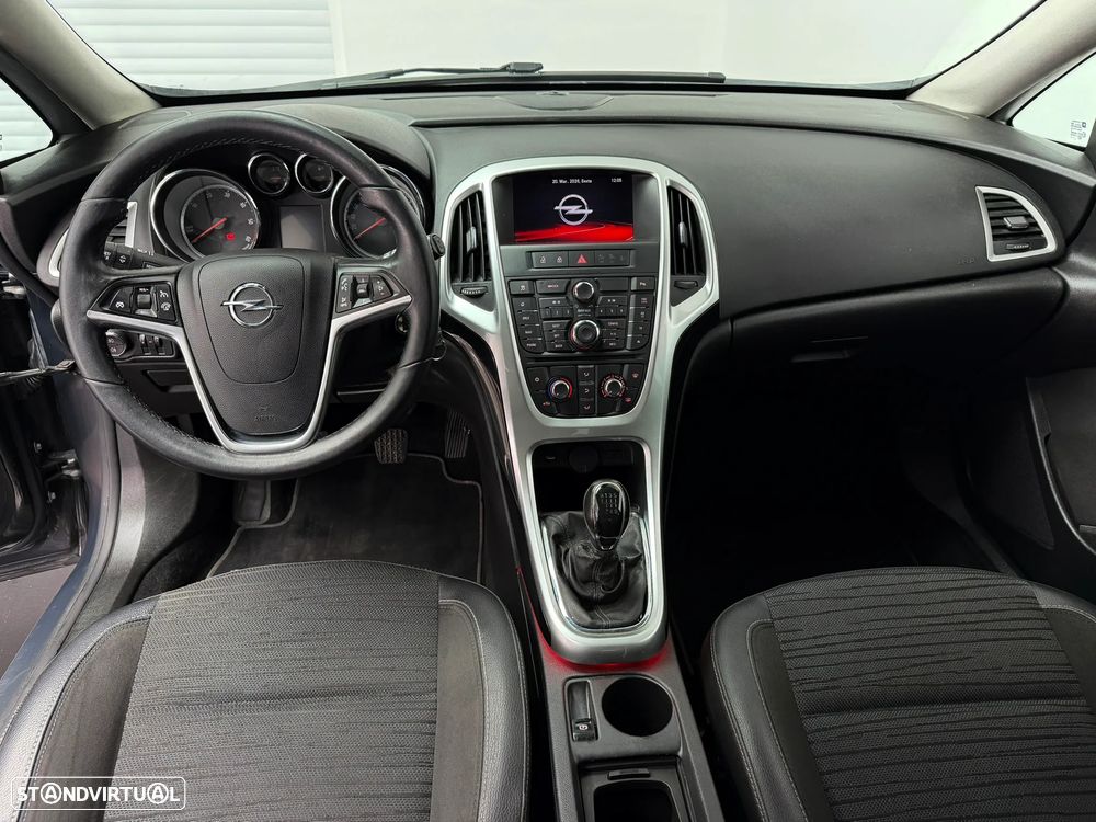 Opel Astra 1.6 CDTI Executive S/S J18 - 12