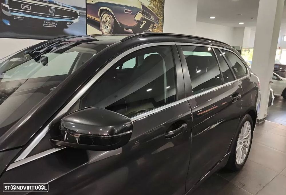 BMW 520 e Line Luxury - 12