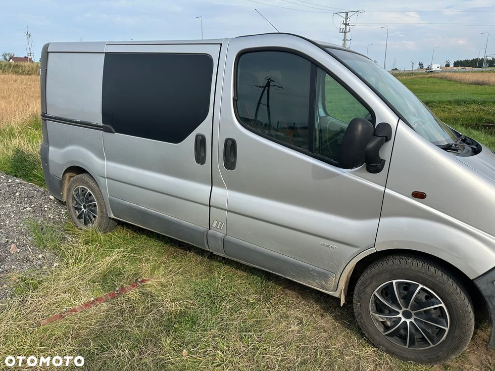 Opel vivaro - 2