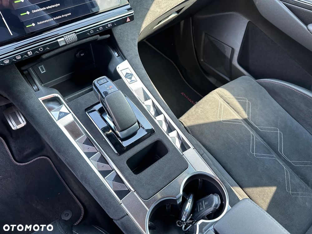 DS Automobiles DS 7 Crossback - 16