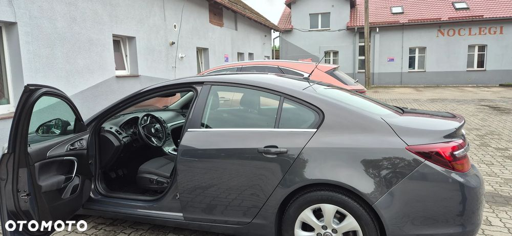 Opel Insignia - 8
