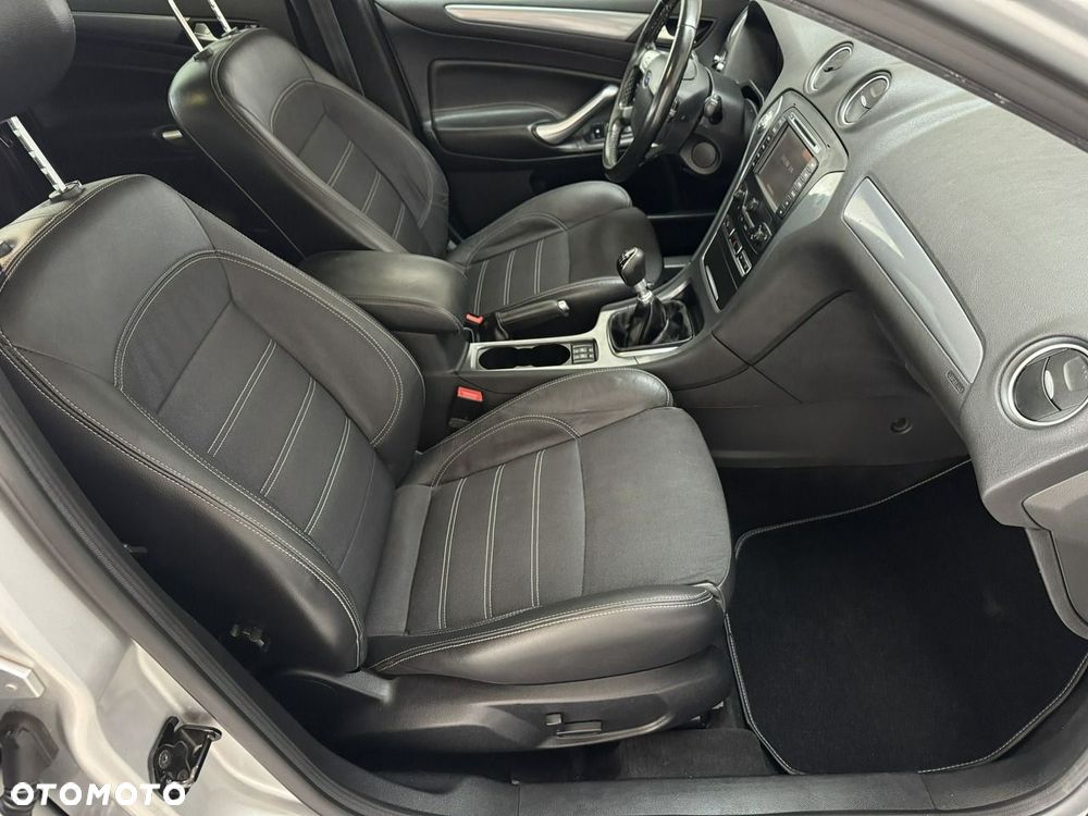 Ford Mondeo 2.0 TDCi Champions Edition - 19