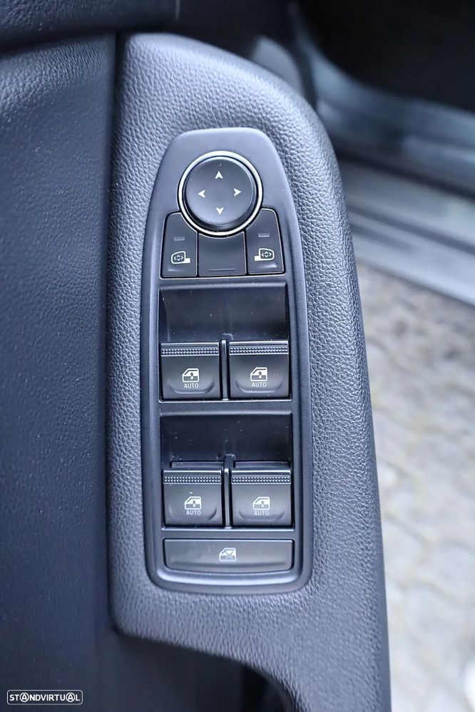 Renault Clio 1.0 TCe Evolution - 37