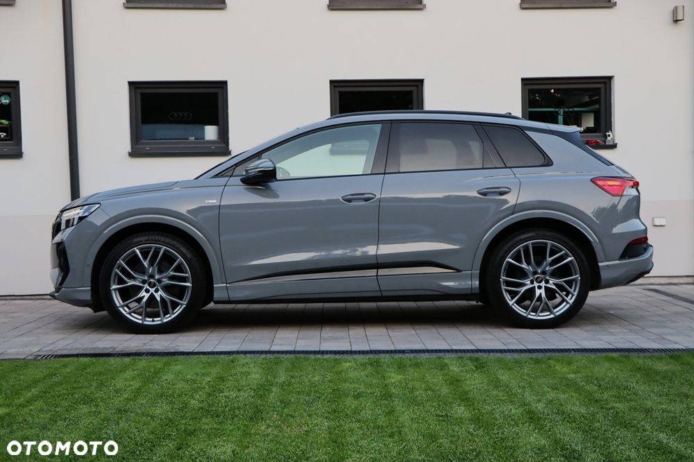 Audi Q4 e-tron - 14