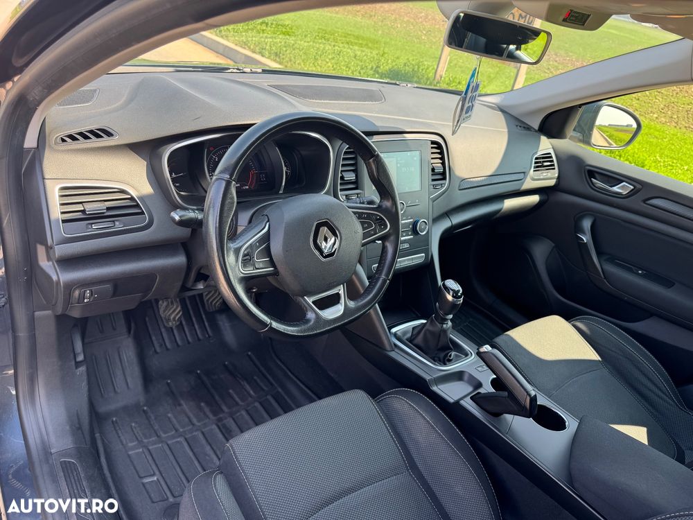 Renault Megane Blue dCi 116 Life - 11