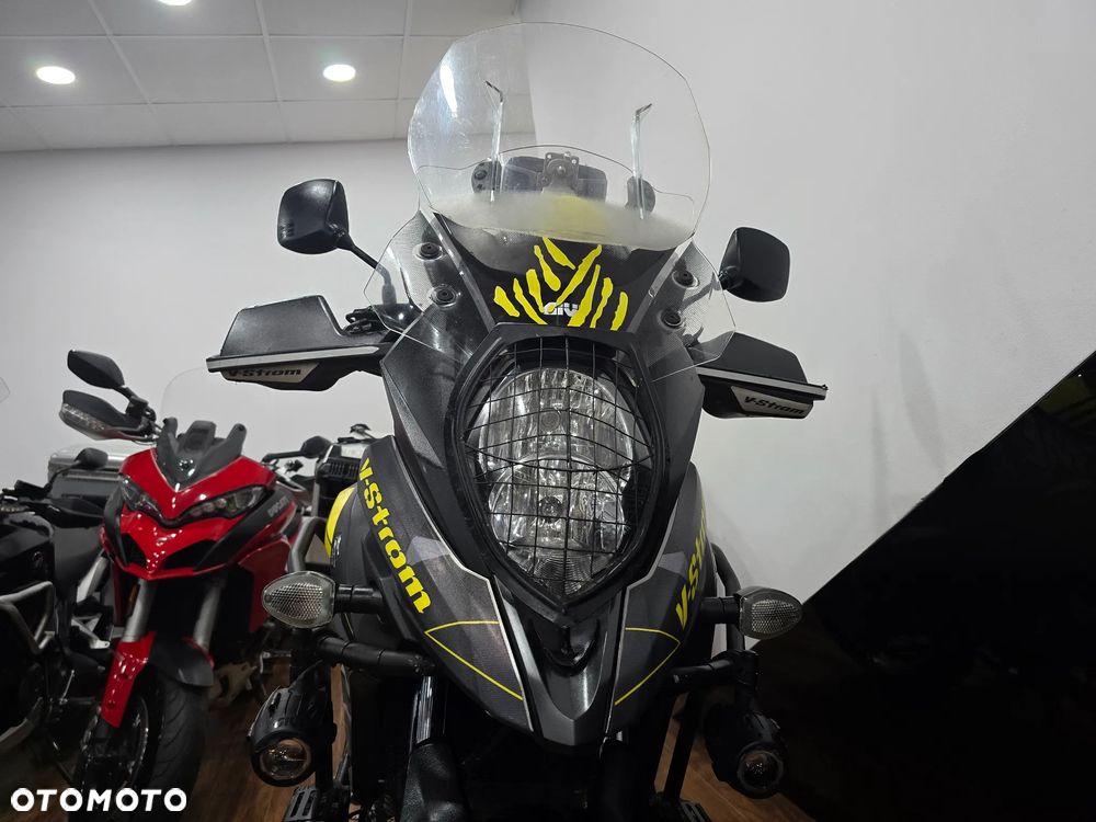 Suzuki DL - 17