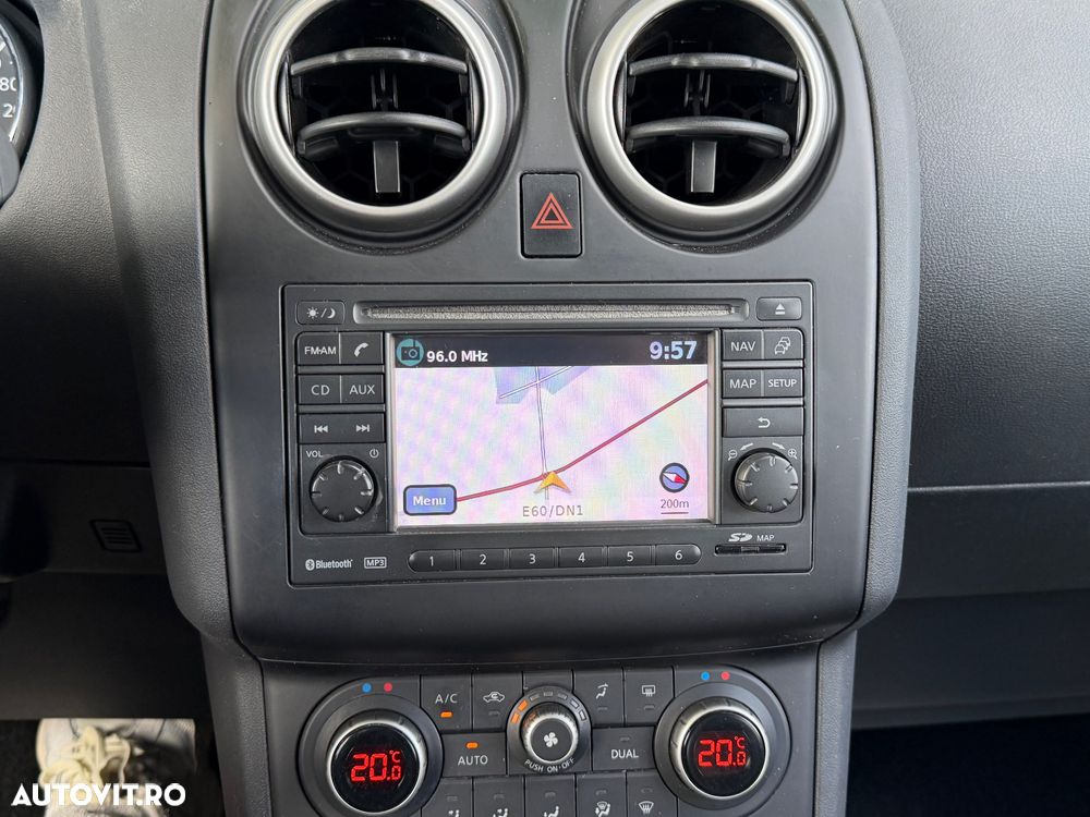 Nissan Qashqai 1.5 DCI N-Connecta - 17